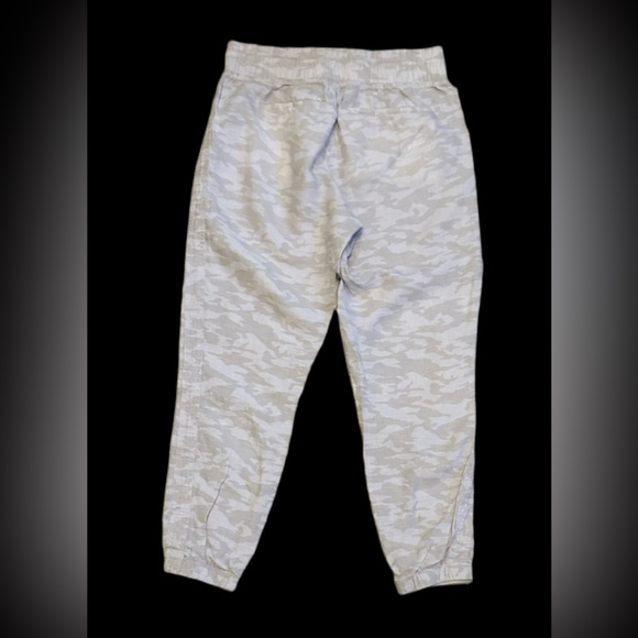 Athleta Cabo Tide Linen Jogger Pants Women’s 6 Camo Lightweight Elastic Waist - Picture 4 of 8